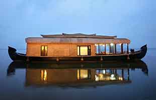 Houseboat booking in kattoor